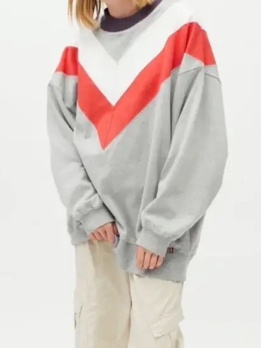 BDG - Grey Pullover Oversized Sweatshirt with Red Purple & White Chevron - M